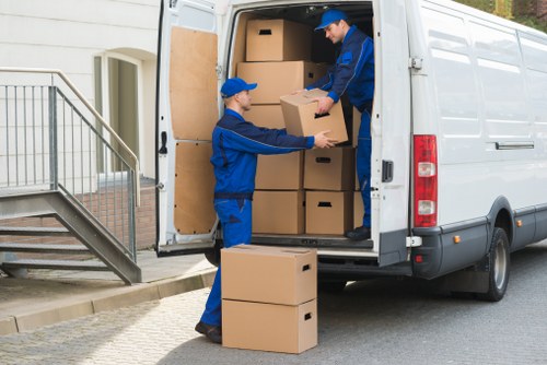 Small removals and transport service for flats and houses in Wallington