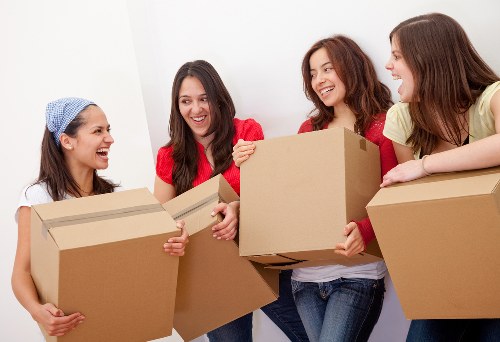 Local house removalists assisting a Wallington home move